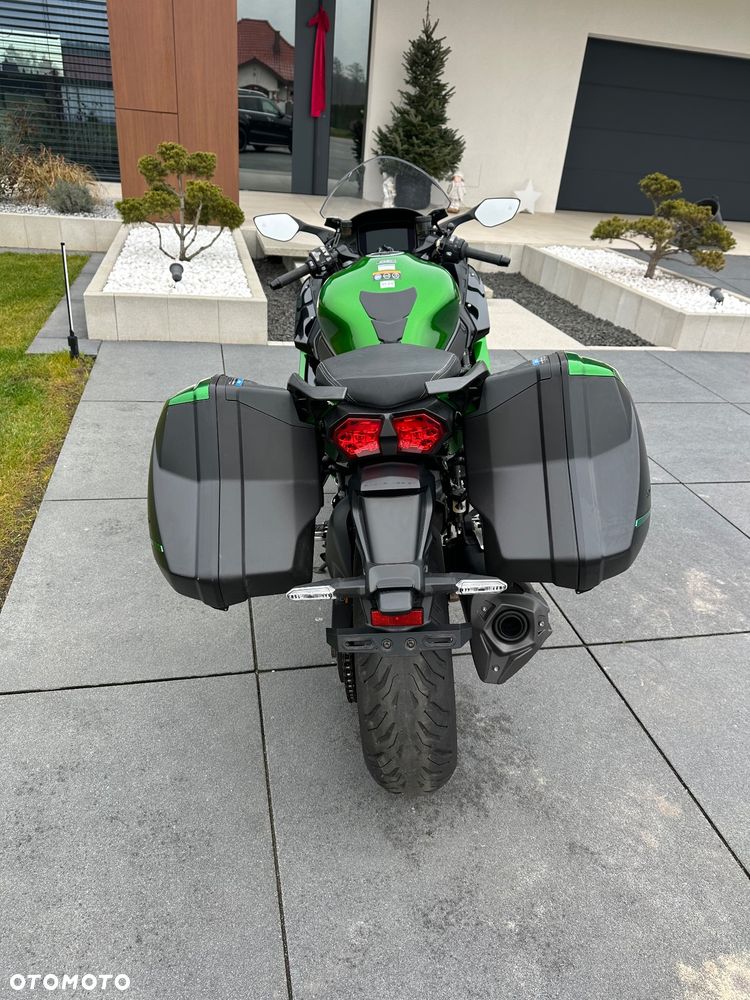 Kawasaki Ninja H2 SX - 23