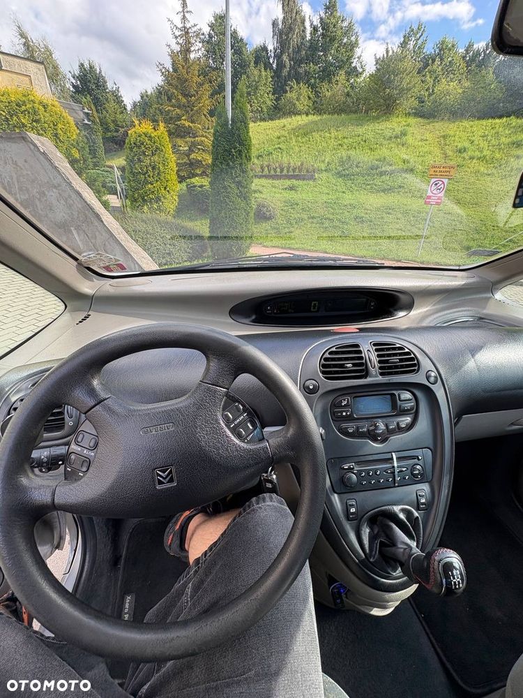Citroën Xsara Picasso - 11