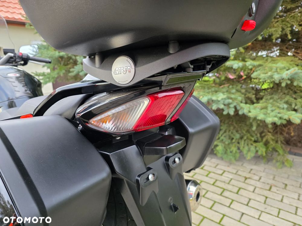 Yamaha FJR - 36