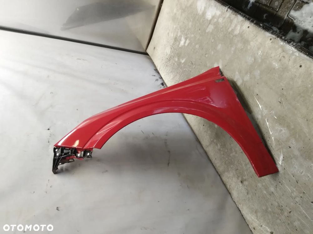 OPEL ASTRA III H BŁOTNIK PRZÓD PRZEDNI LEWY Y547 CZERWONY - 2