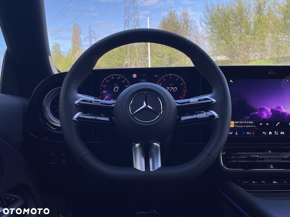 Mercedes-Benz CLA - 17