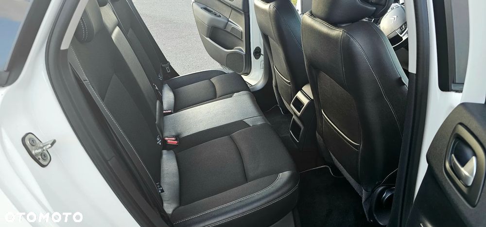 Citroën C4 BlueHDi 100 Stop&Start 86g Selection - 13