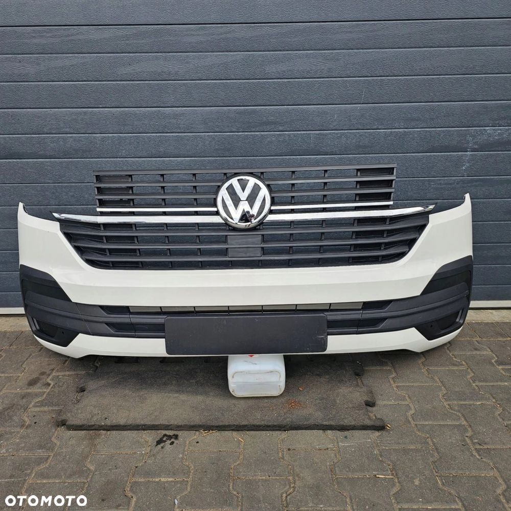 VW T6.1 MULTIVAN CARAVELLE zderzak przód biały LB9A KOMPLETNY - 1