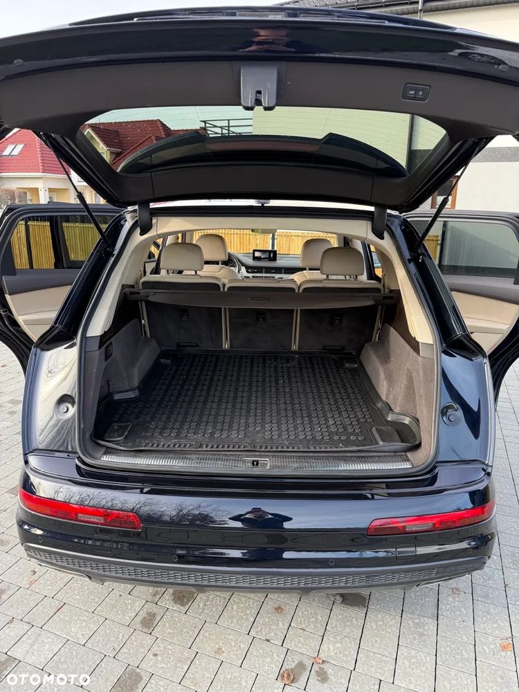 Audi Q7 - 8