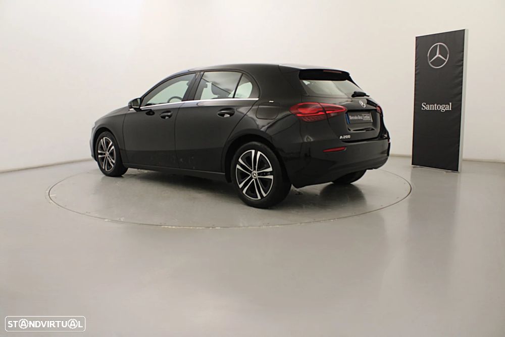 Mercedes-Benz A 200 Standard - 8