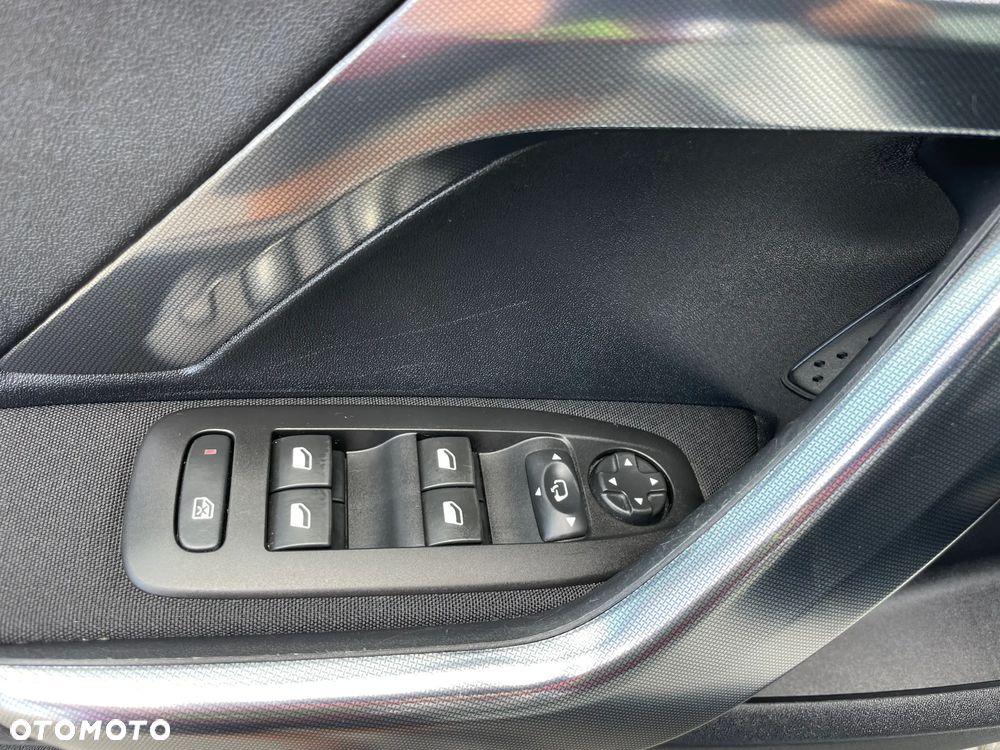 Peugeot 2008 PureTech 110 Stop&Start EAT6 Crossway - 15