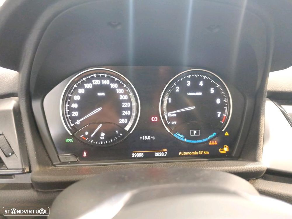 BMW 225xe Active Tourer - 5