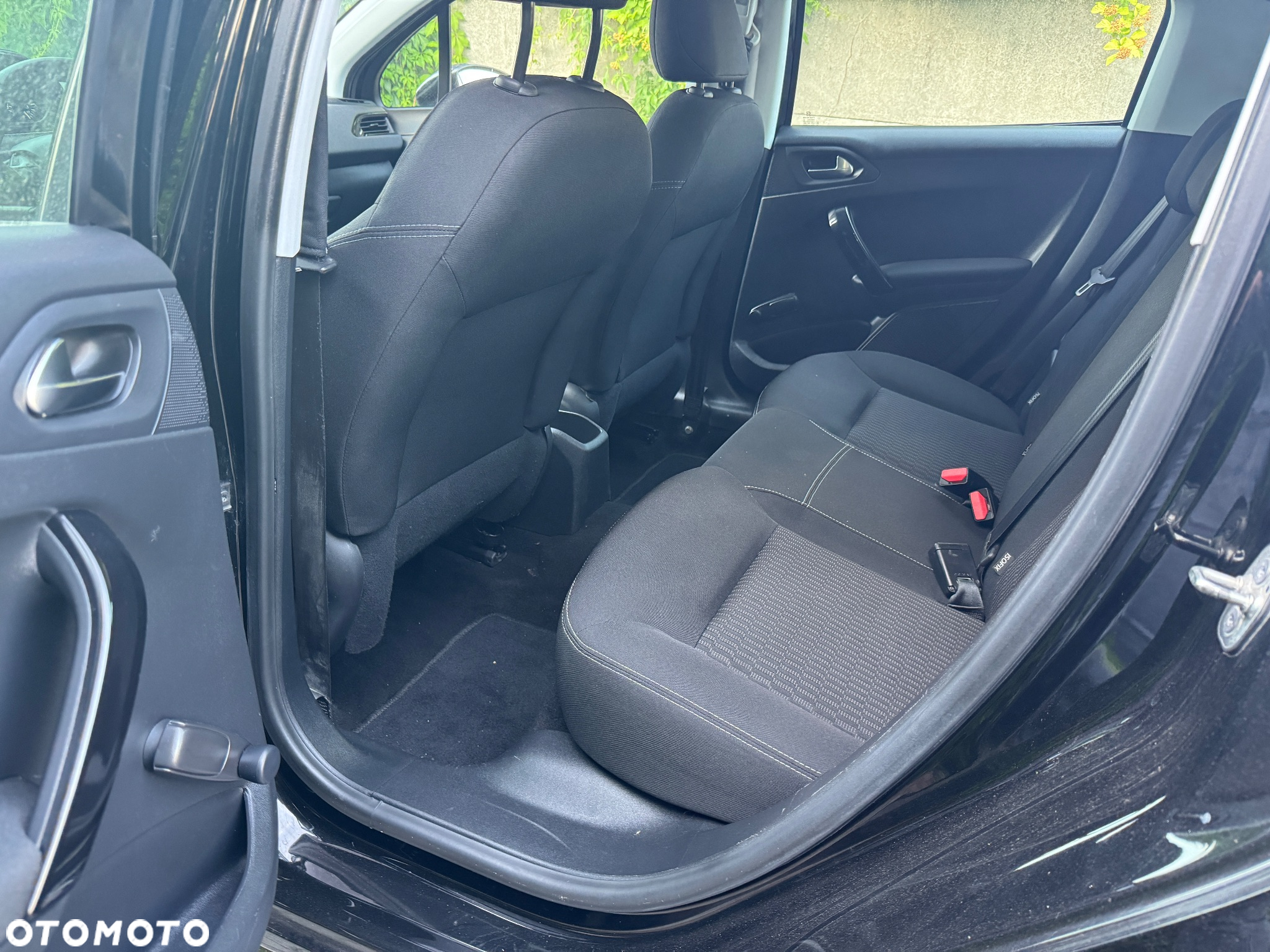 Peugeot 208 1.6 BlueHDi Active - 9