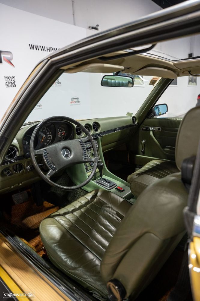 Mercedes-Benz SLC 350 - 29