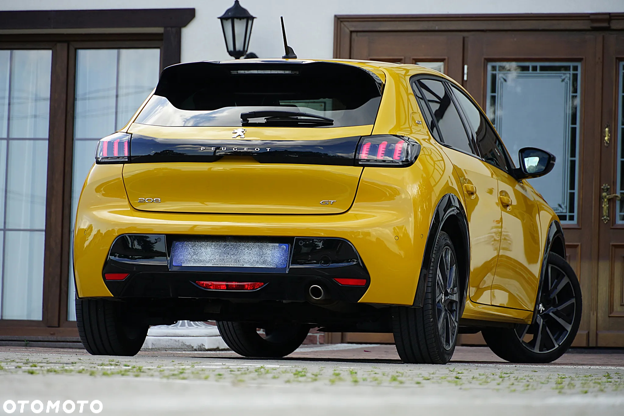 Peugeot 208 PureTech 100 EAT8 GT Pack - 14
