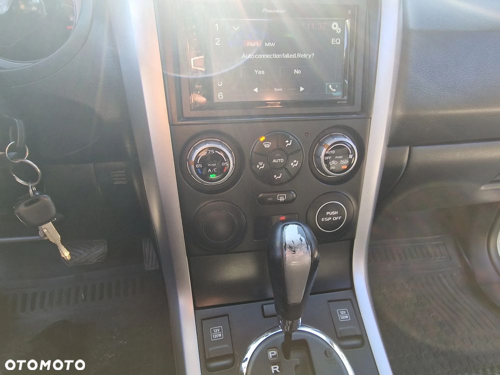 Suzuki Grand Vitara 2.7 V6 Premium - 13