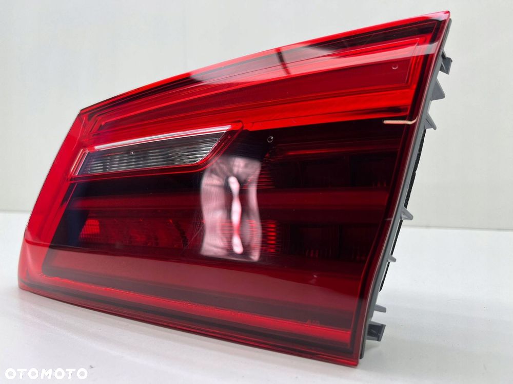 BMW 5 G30 LAMPA PRAWA TYŁ W KLAPĘ LED 7376474 - 2