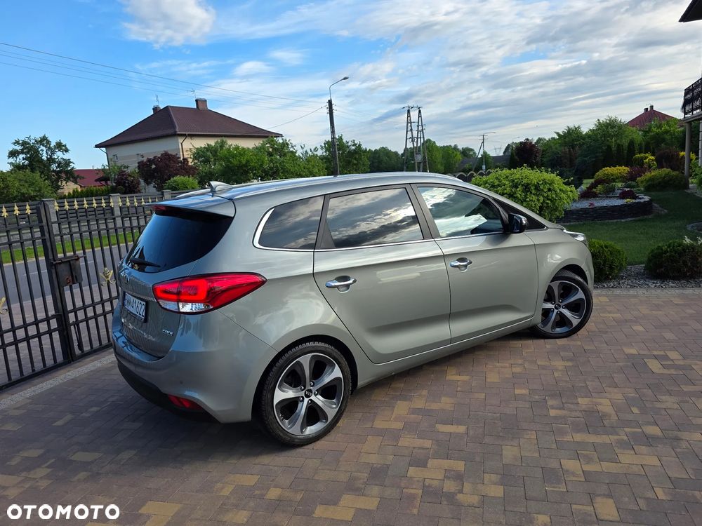 Kia Carens 1.7 CRDi Business Line 7os 7DCT - 14