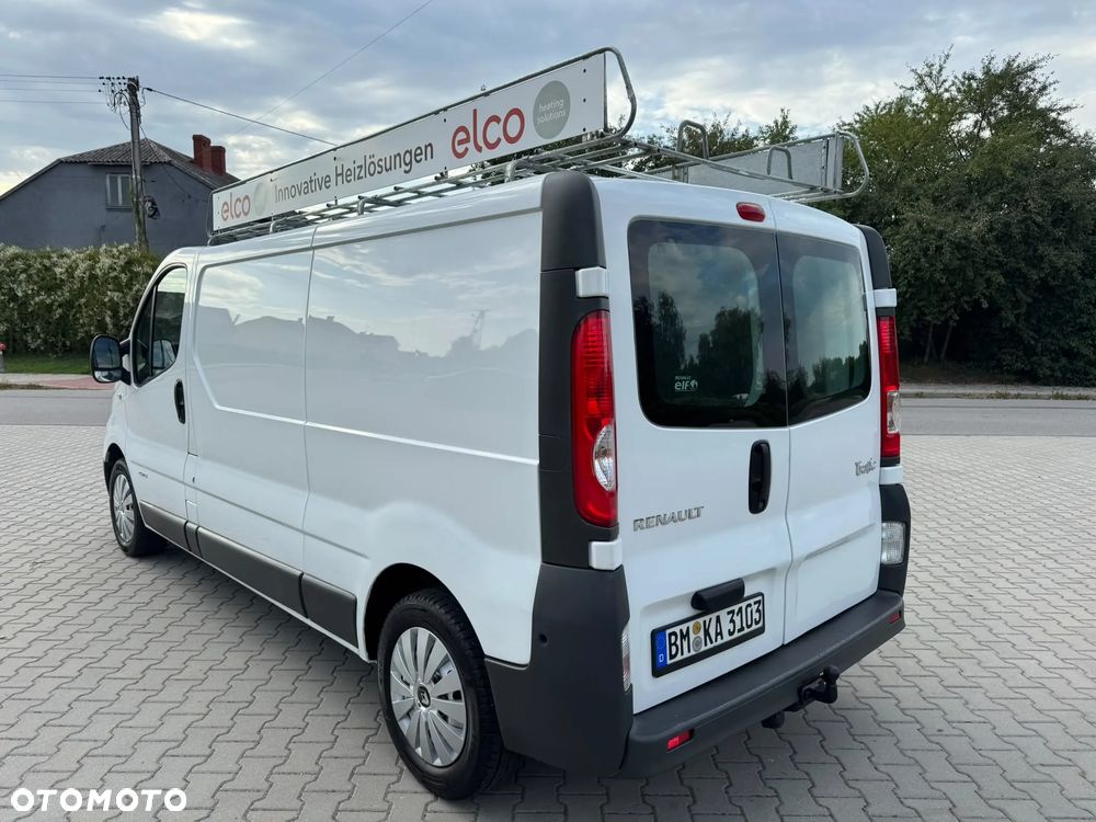 Renault TRAFIC L2H1 LONG Długi Furgon 3os. Serwis Hak Super Stan NISKI PRZEBIEG - 6