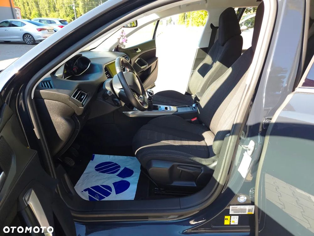 Peugeot 308 BlueHDi FAP 150 Stop&Start GT-Line Edition - 23