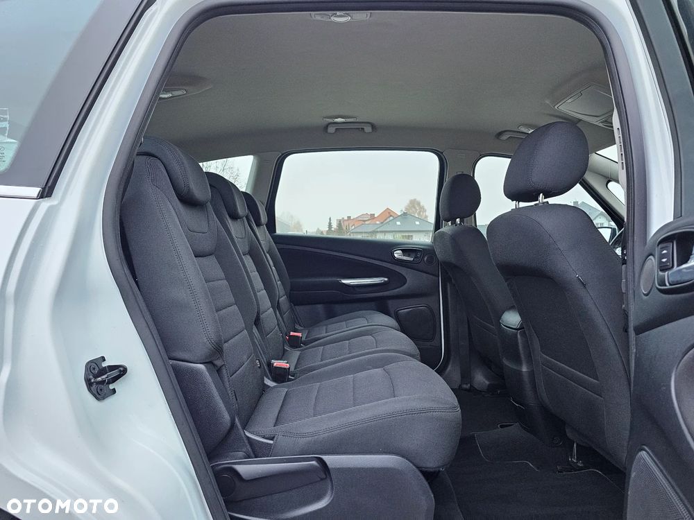 Ford S-Max 2.0 TDCi DPF Titanium - 16