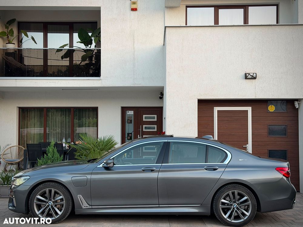 BMW Seria 7 740e iPerformance - 5