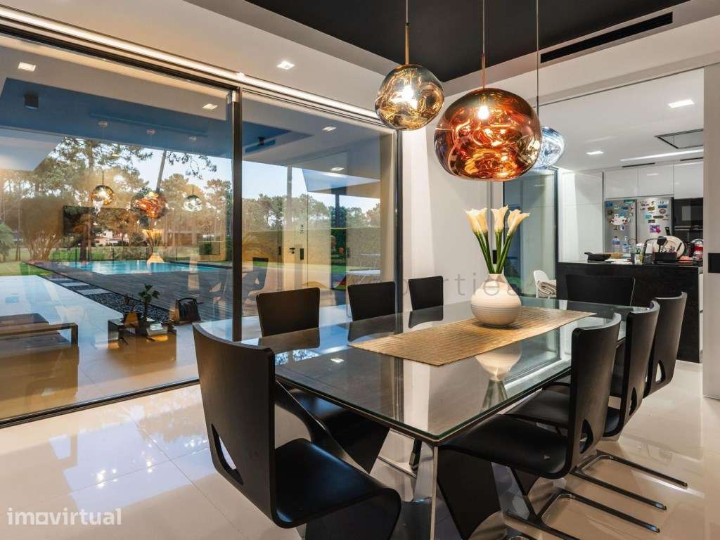 Moradia de design contemporâneo T5 na Herdade da Aroeira | 1ª Linha... - Grande imagem: 3/14