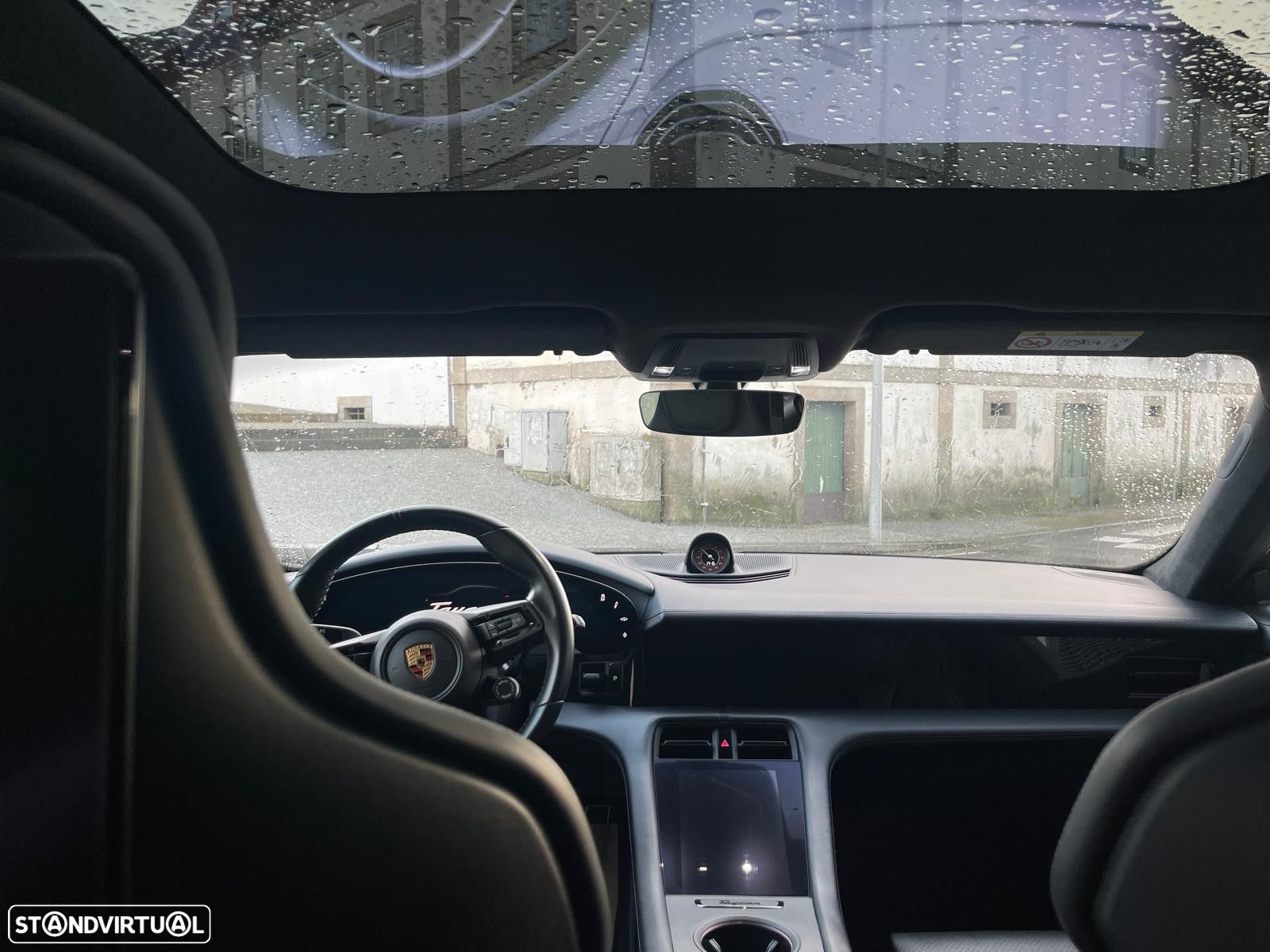 Porsche Taycan Cross Turismo Turbo - 34