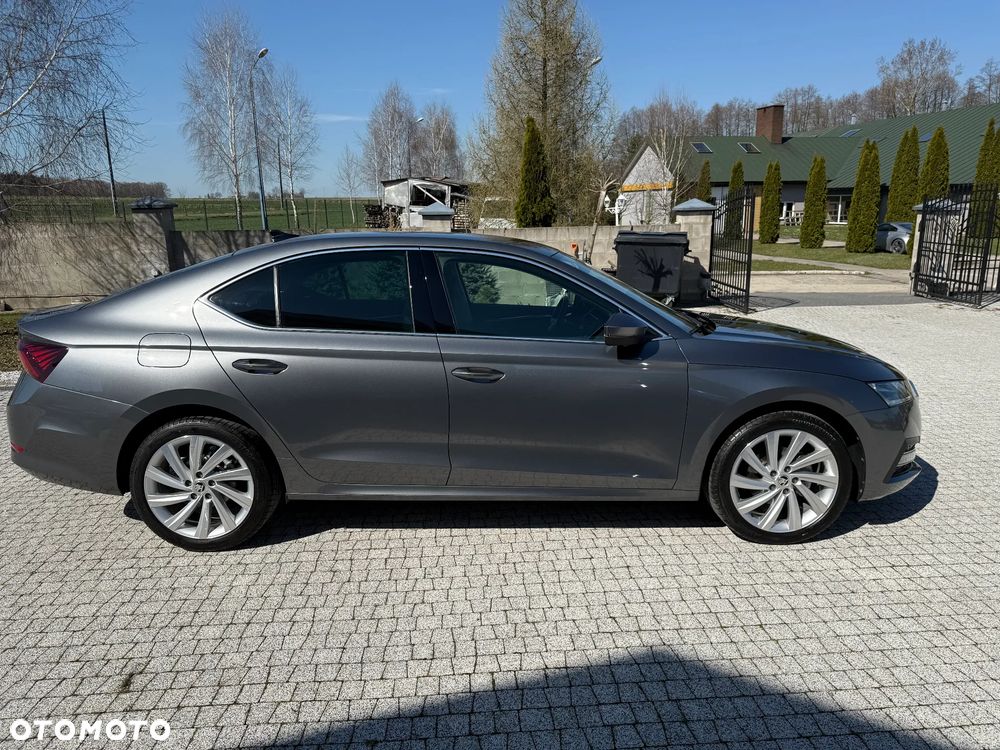 Skoda Octavia 2.0 TDI Style DSG - 8
