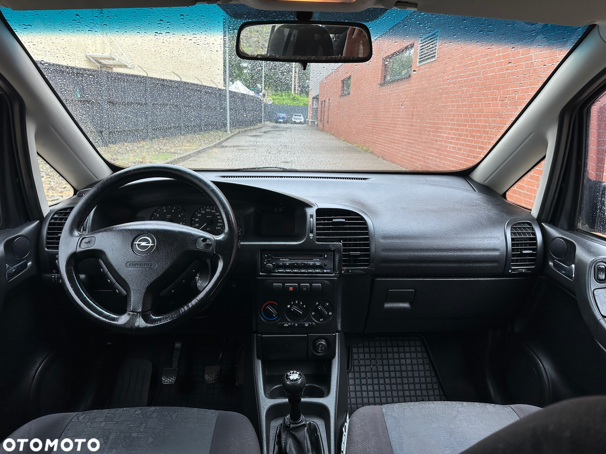 Opel Zafira 1.8 16V - 6
