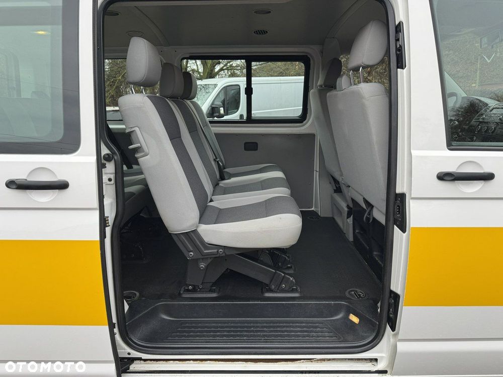 Volkswagen Transporter - 15