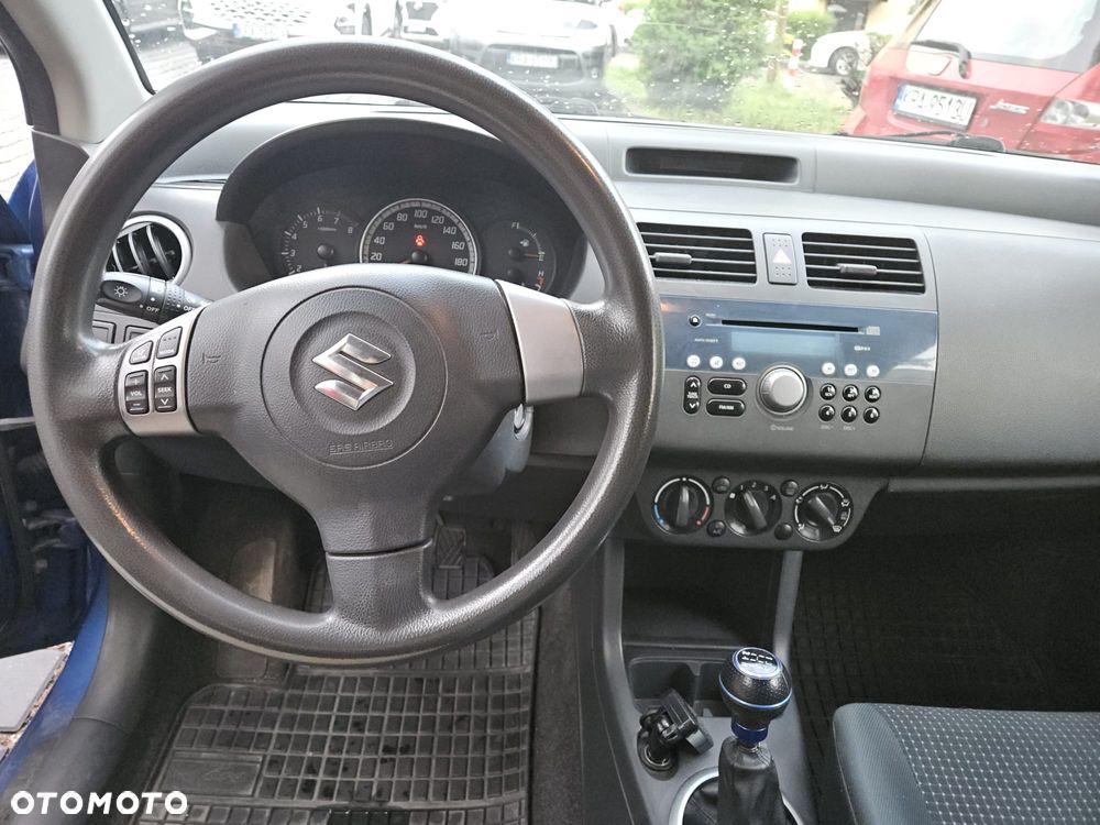 Suzuki Swift 1.3 Comfort - 28