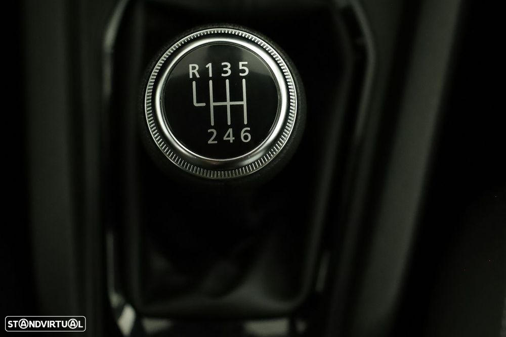 Renault Clio 1.0 TCe Evolution - 14