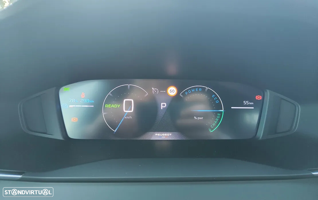 Peugeot e-2008 54 kWh Allure - 18