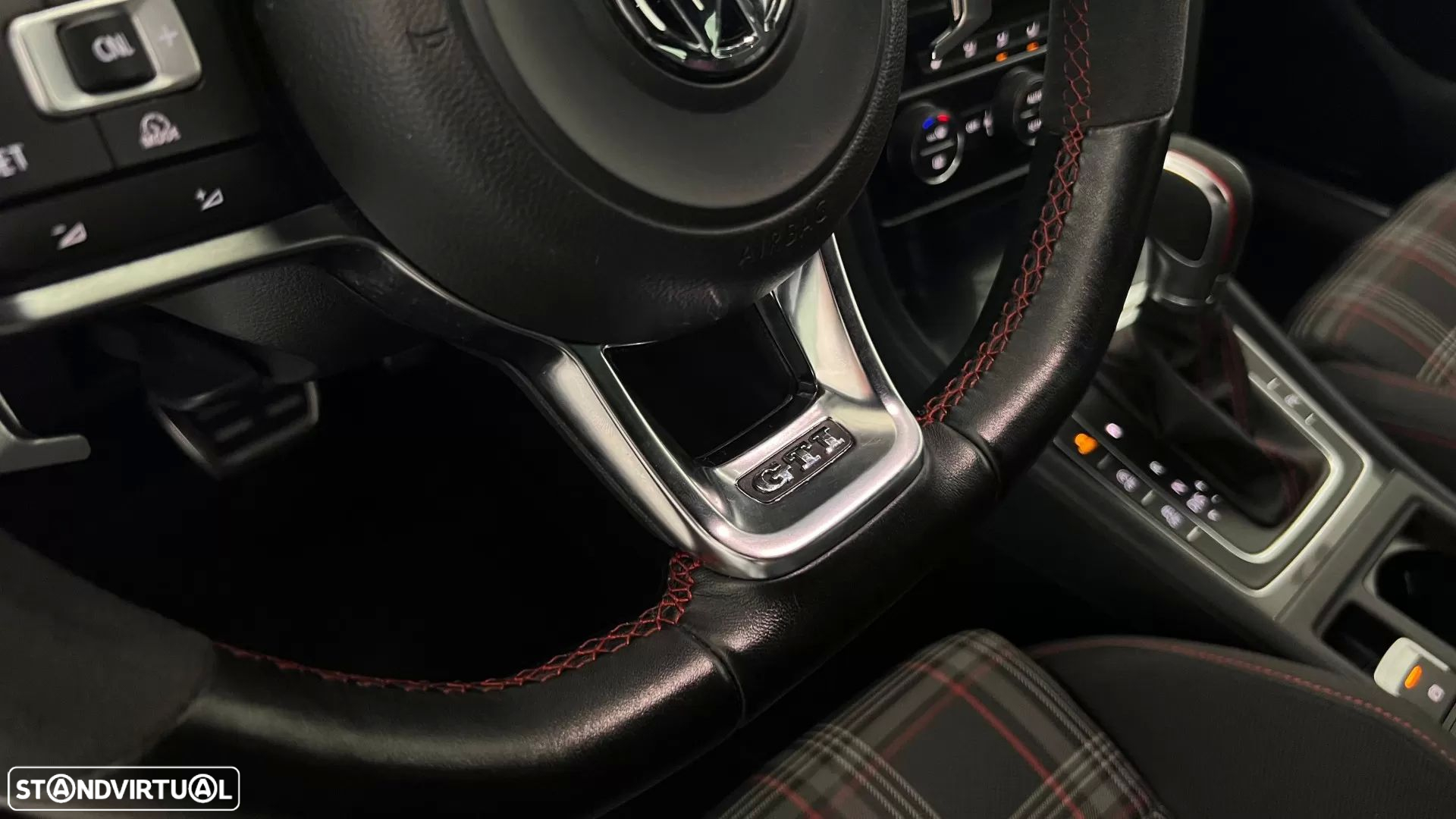 VW Golf 2.0 TSi GTi DSG - 22