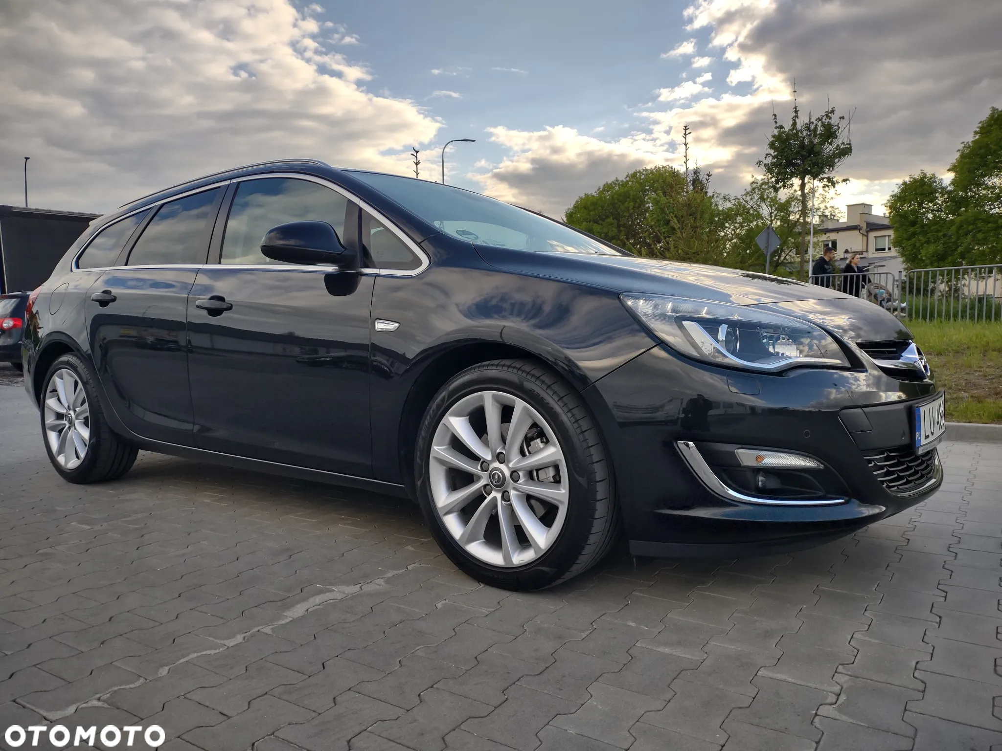 Opel Astra 2.0 CDTI DPF Sports Tourer - 3