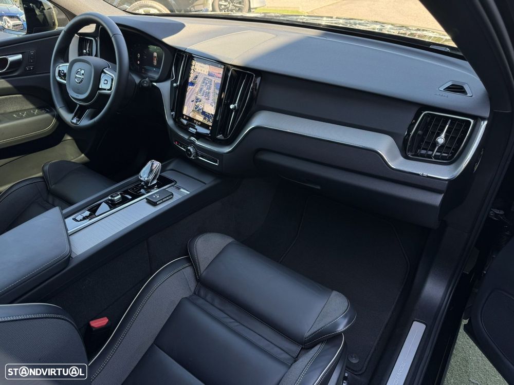 Volvo XC 60 2.0 T6 PHEV Black Edition AWD - 21