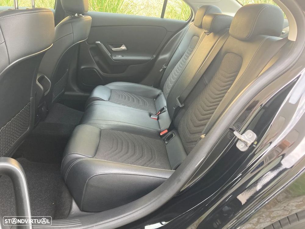 Mercedes-Benz A 250 e 8G-DCT Edition 2021 — fotografia 30