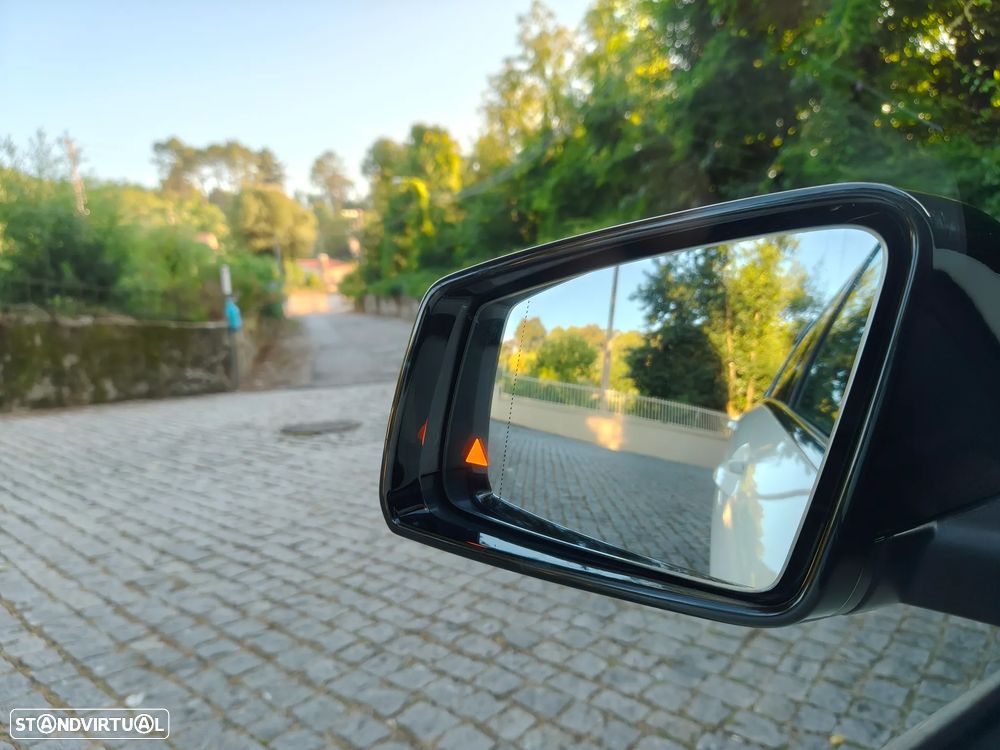 Mercedes-Benz A 180 d 7G-DCT AMG Line - 34