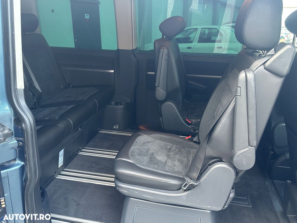 Volkswagen Caravelle - 9