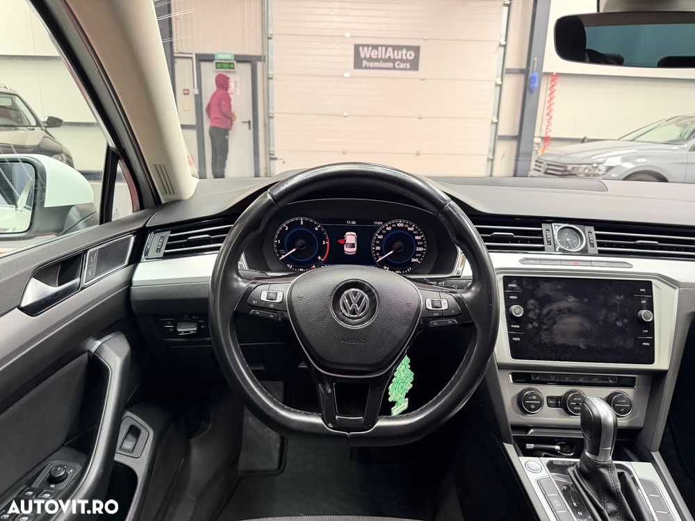 Volkswagen Passat 2.0 TDI DSG Highline - 15