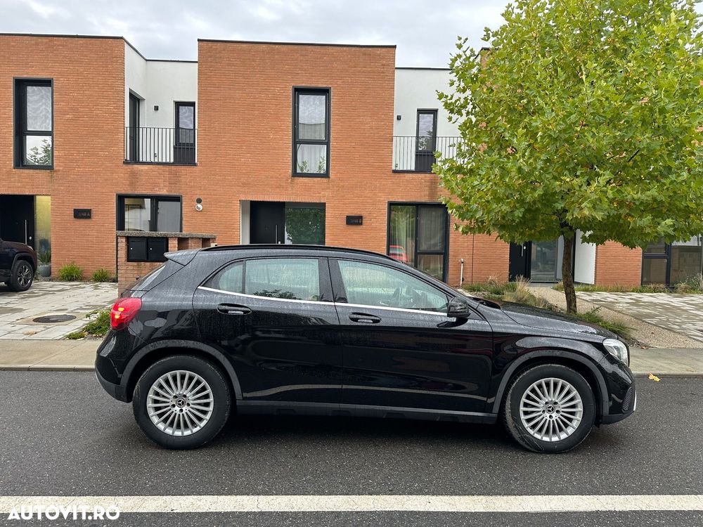 Mercedes-Benz GLA - 7