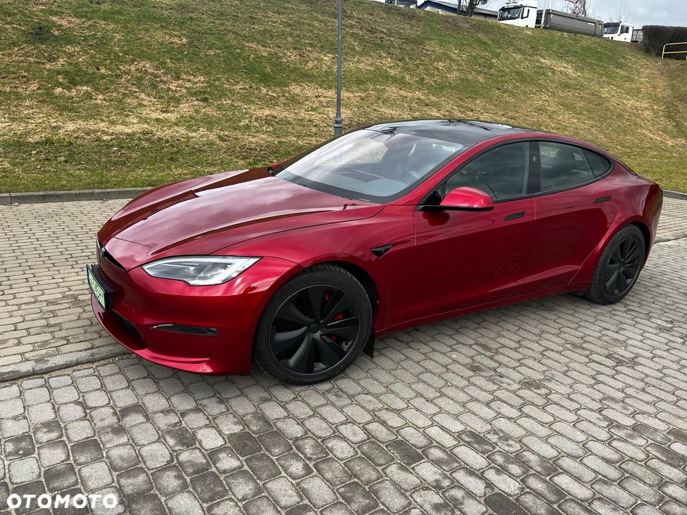 Tesla Model S - 11