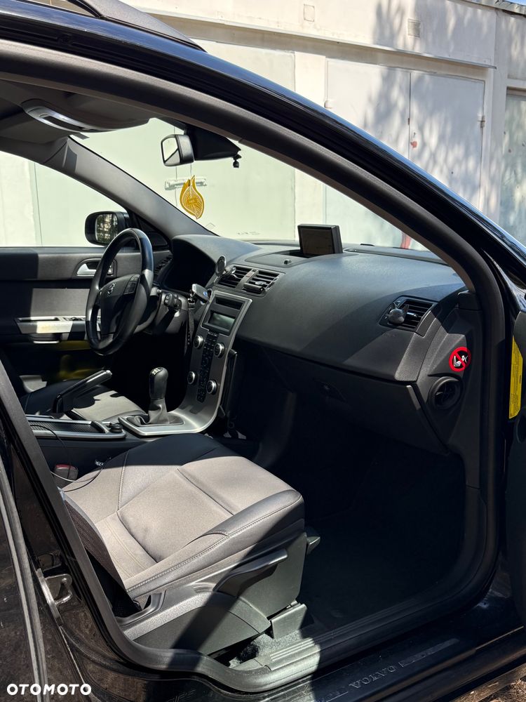 Volvo V50 2.0D Momentum - 16