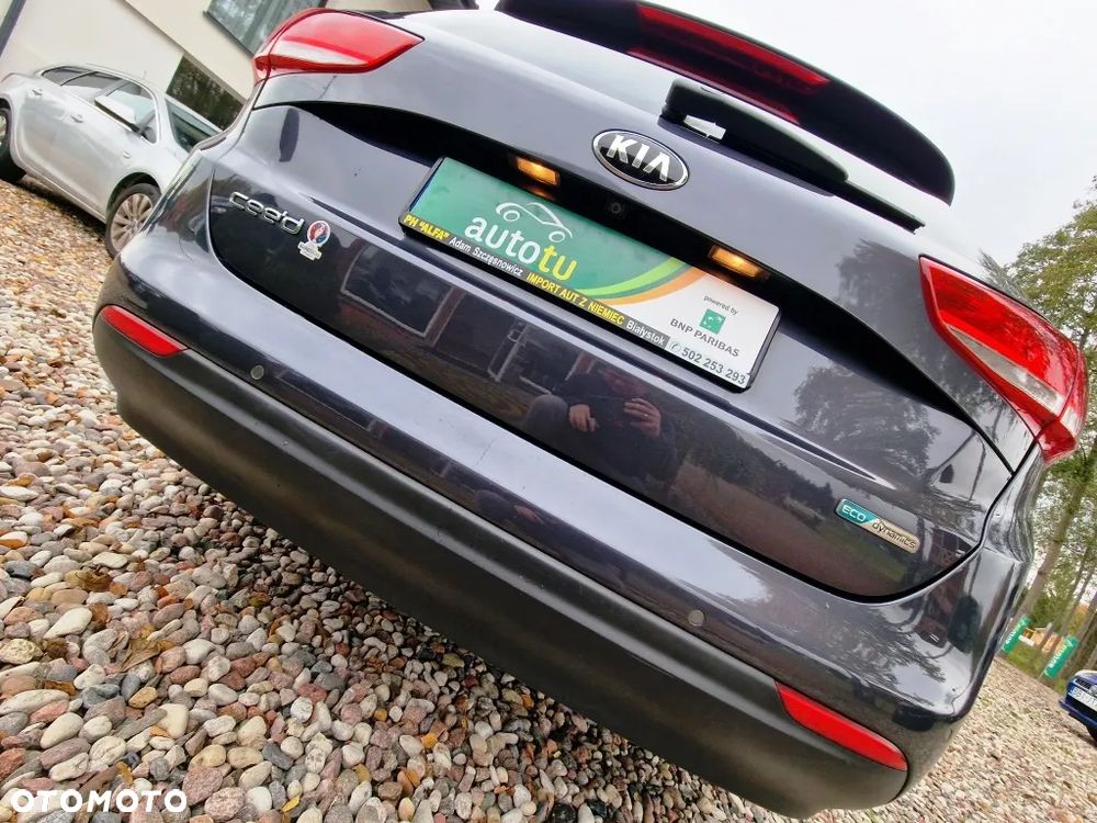 Kia Ceed - 25