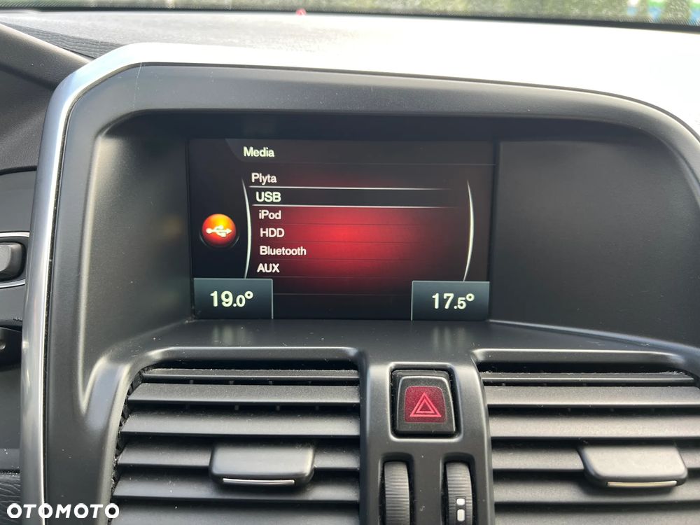 Volvo XC 60 D4 Drive-E Summum - 33