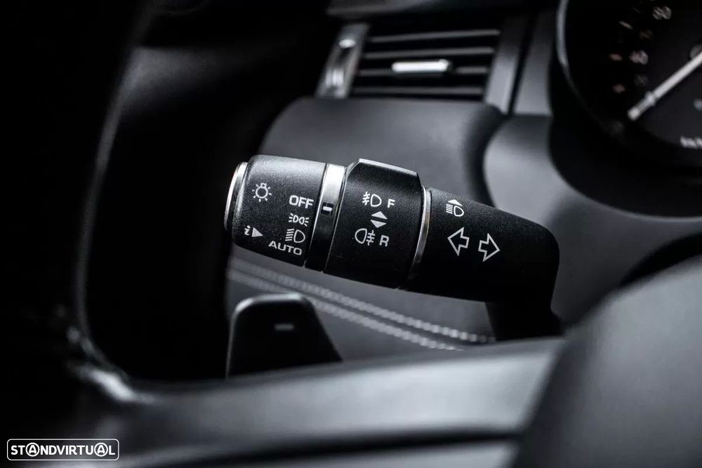 Land Rover Range Rover Evoque - 15