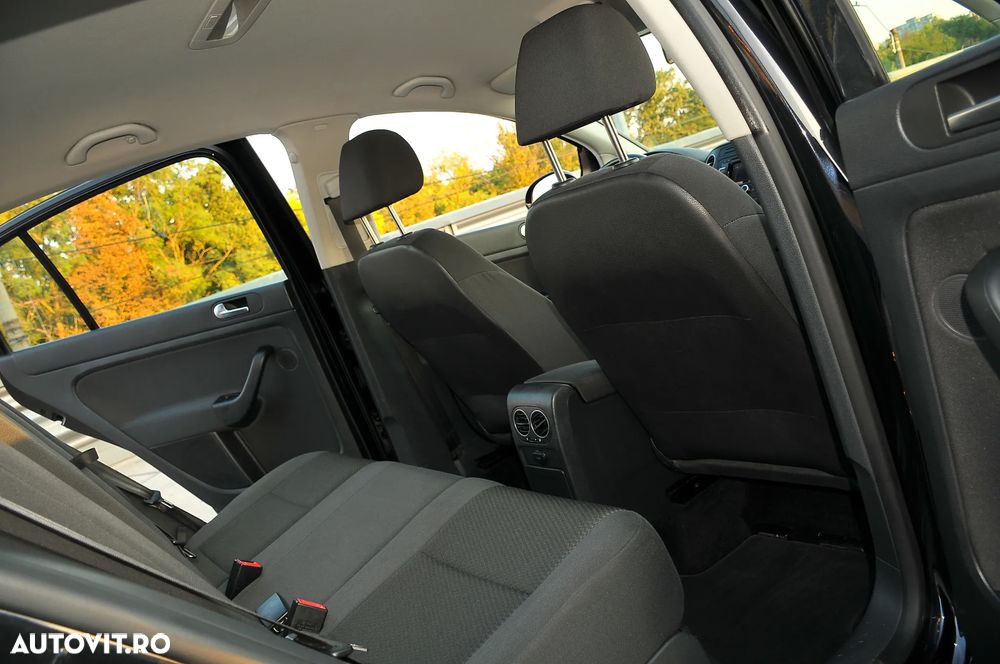 Volkswagen Golf Plus 1.6 DSG Team - 5