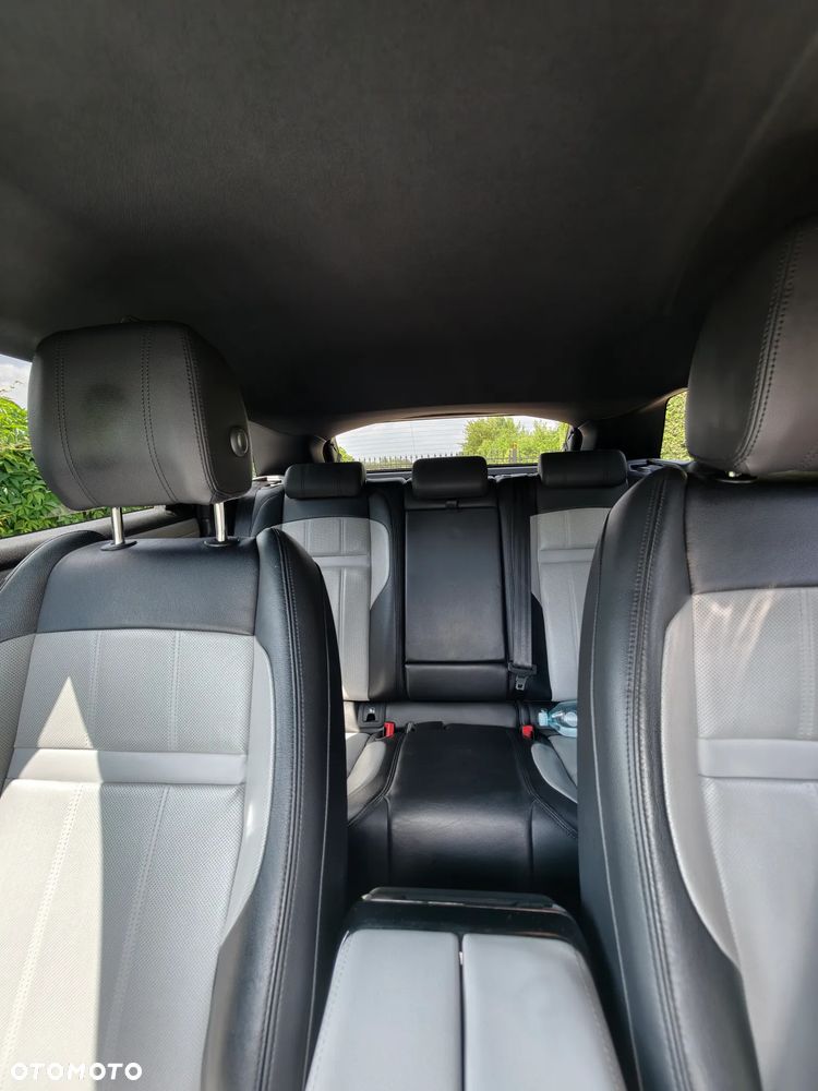 Land Rover Range Rover Evoque 2.0 P200 mHEV R-Dynamic - 10