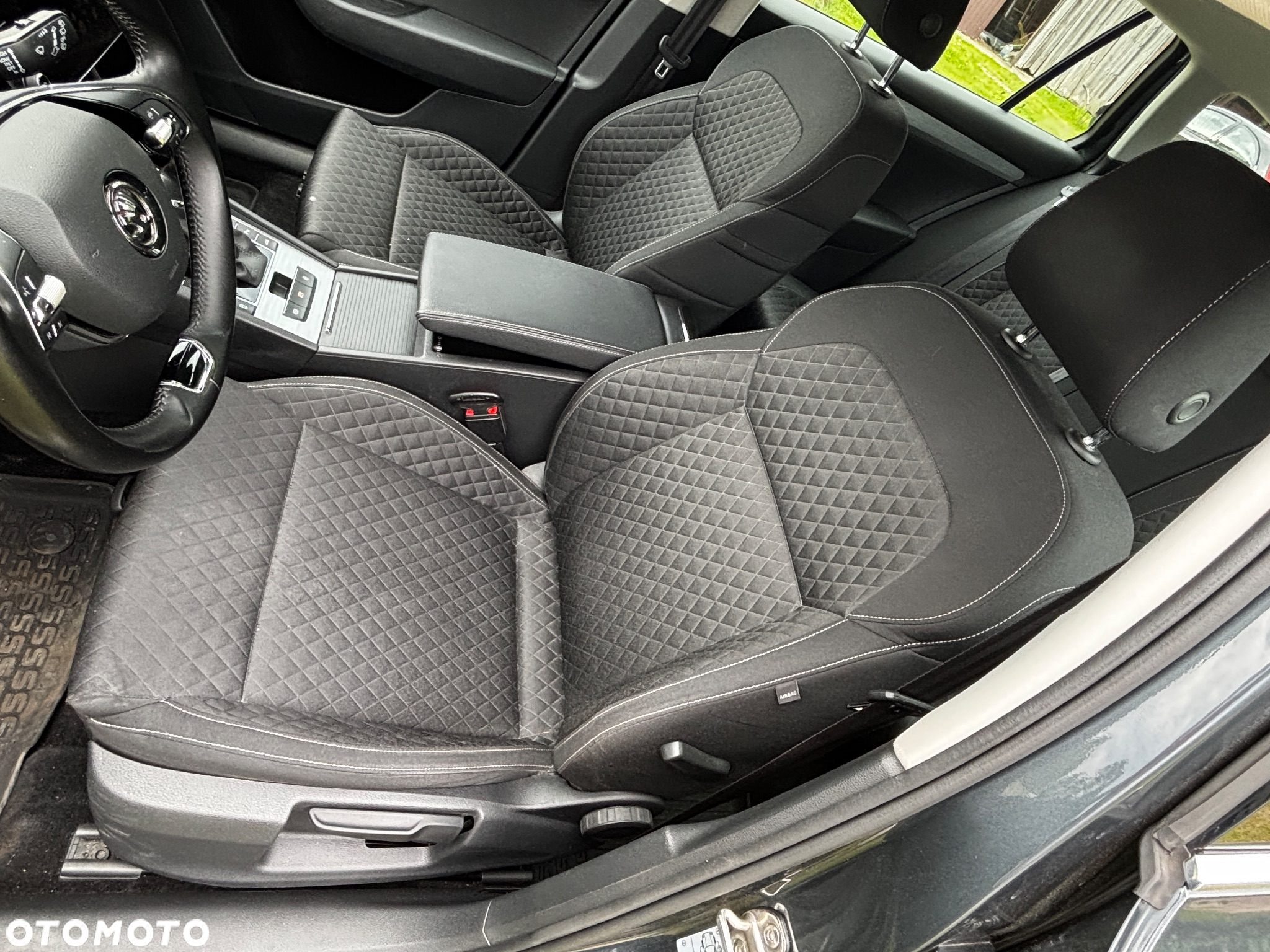 Skoda Superb 2.0 TDI Ambition DSG - 22