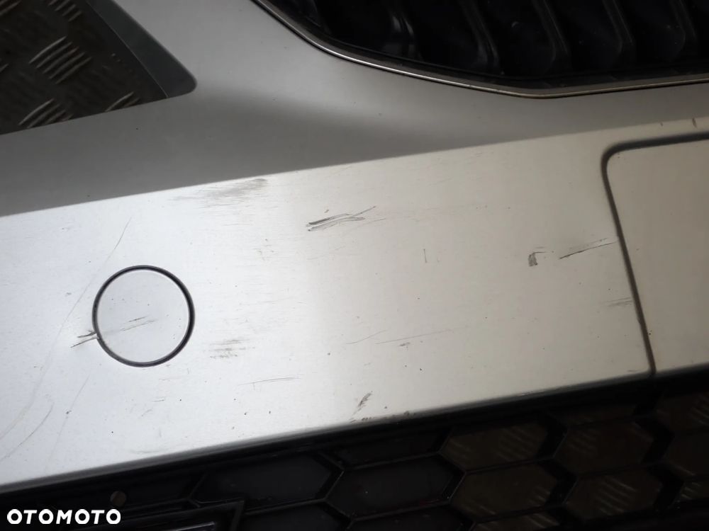 SKODA OCTAVIA III SEDAN KOD LAKIERU LA7W - ZDERZAK PRZÓD +MASKA +BŁOTNIK LEWY / PRAWY -  DRZWI LEWY /PRAWY PRZÓD /TYŁ - ZDERZAK TYŁ - 7