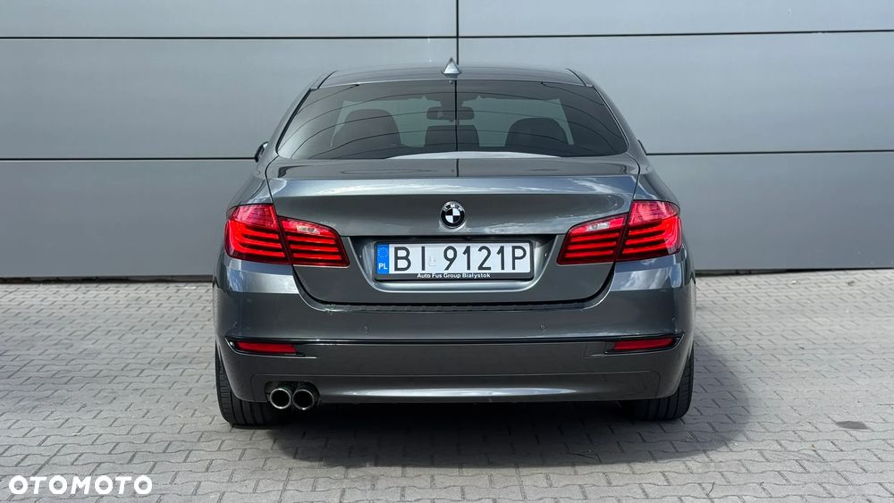 BMW Seria 5 525d xDrive Luxury Line - 4