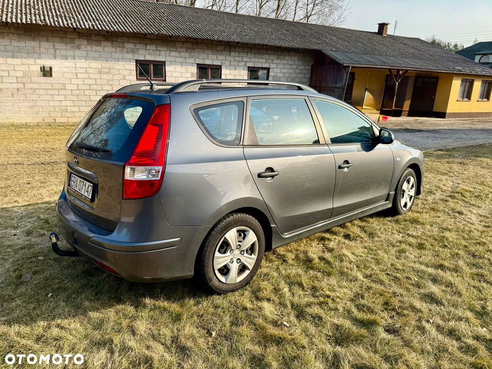 Hyundai i30 1.6 CRDi Classic - 13