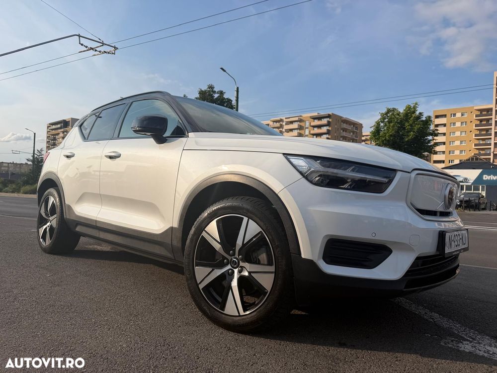 Volvo XC 40 Recharge Twin Motor AWD Plus - 2