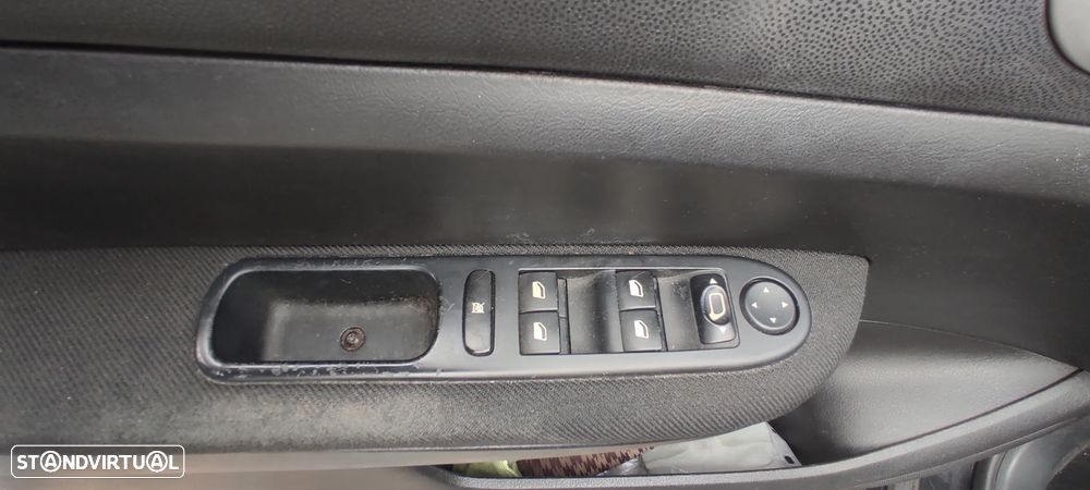 Peugeot 307 SW 1.6 HDi Black & Silver - 8